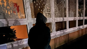 Muž sa vlámal do priestorov materskej školy, chcel tam prespať