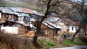 Dievča (15) predali, kupci nezaplatili. V osade zasahovali policajti