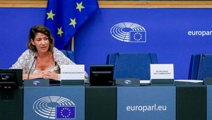 "Bruchatá" Ďuriš Nicholsonová a "lascívna" Bihariová? Ženy v politike sú často šikanované a nevyhovejú nikdy