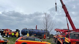 V blízkosti minerálnych zdrojov havaroval kamión s nebezpečnou chemikáliou