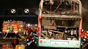 Požiar autobusu si vyžiadal 20 životov, 13 sú zranení