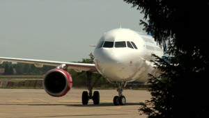 Podľa Denníka N jeden z dvanástich pasov členov vietnamskej delegácie nemal schengenské víza