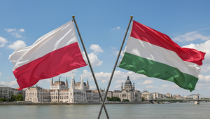 Poľsko sťahuje svojho veľvyslanca v Maďarsku, jeho miesto zostane neobsadené