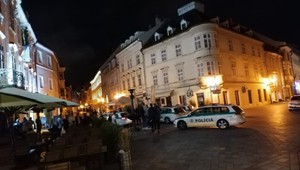 Po krvavom incidente v centre Bratislavy obvinili dvoch cudzincov