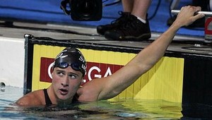 Lochte útočil na Phelpsov svetový rekord