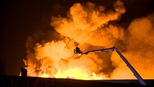 AUTENTICKÉ ZÁBERY: Obrovské plamene ožiarili celé Sládkovičovo