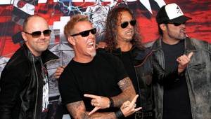 Metallica ruší koncerty! Jej líder sa musel opäť pustiť do boja s démonom!