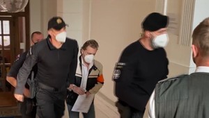 Marek plánoval zavraždiť priateľku. Tvrdí, že na brutálny útok si nepamätá, lebo doňho vstúpil diabol