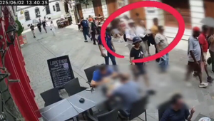 Tvárili sa, že sú turisti. Polícia zadržala trojicu zlodejov priamo pri čine