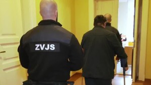 Nožom zabil dôchodcu v jeho dome. Súd ho poslal do väzenia, dostal vysoký trest