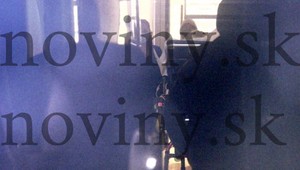 EXKLUZÍVNE ZÁBERY: Moniku Jankovskú previezli do nemocnice v Trenčíne