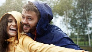 Po teplejších dňoch si pripravte dáždniky. Aký nás čaká víkend?