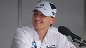Smoliar Kubica sa pošmykol na ľade a zlomil si členok
