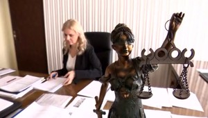 Tvrdil, že ho vydierala mafia prepojená na bývalú sudkyňu Jankovskú. Teraz čelí trestnému stíhaniu