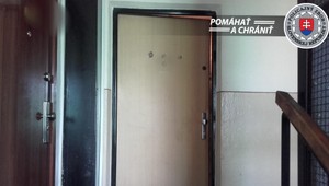 Tragédia v Žiline. Muž (40) vyskočil z okna, jeho mamu (80) dobodala vnučka (18)