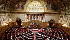 Francúzsko do svojej ústavy zakotvilo právo žien na interrupciu