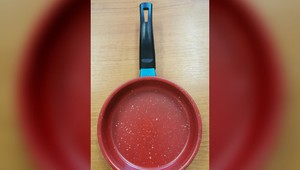 ÚVZ SR upozorňuje na nebezpečnú panvicu. Máte ju doma aj vy?