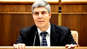 Béla Bugár dúfa, že parlament nebude fungovať ako cirkus