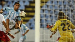 Slovan zahodil dve penalty, nováčika zdolal 3:0