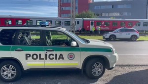 Tragická nehoda na koľajniciach: Vlak v Bratislave zrazil ženu