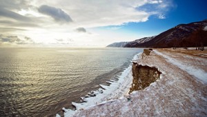 Hladina Bajkalu rapídne klesá, jazero bojuje o prežitie