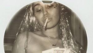 Miley Cyrus sa hrá na prostitútku: Nahá ráta peniaze!