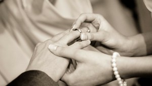 Slovenský scenárista a komik sa tajne oženil!