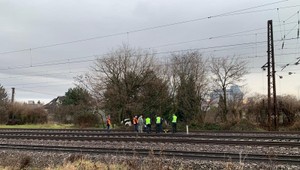 Tragická smrť v blízkosti železničnej zastávky: O život prišla žena, ktorú zrazil nákladný vlak