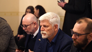 Český prezident navštívil Ukrajinu. Bol svedkom dronového útoku v meste Odese