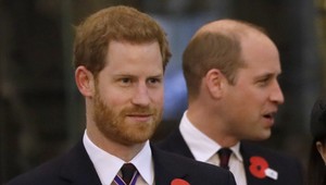 Princ William skoncoval s Harrym! TOTO je veľmi smutný odkaz bratovi!