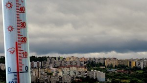 Teplota prvý septembrový víkend klesne, počítať treba aj s dažďom