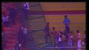 Po bitke na futbale 17 zranených