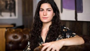 Francúzi zostali v šoku po videu, na ktorom sexuálny predátor udrel na ulici ženu do tváre