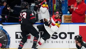 Rakúsko krok od zázraku -  hviezdnej Kanade dalo 5 gólov po sebe