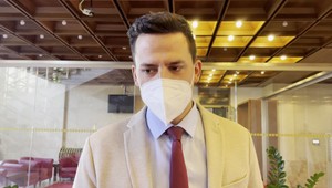 S trestnými oznámeniami sa roztrhlo vrece: Po ministrovi Naďovi podal jedno aj poslanec Čekovský