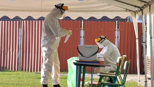 Kedy príde na Slovensko druhá vlna koronavírusu? Premiér vyzýva k obozretnosti