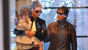 Katie Holmes oslavuje: S manželom Tomom a malou Suri