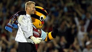 Burnley v Premiership po 33 rokoch - na úvod zdolalo majstra ManU