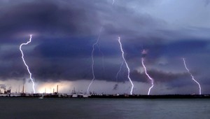 Ničivé blesky zabili v dvoch štátoch najmenej 38 ľudí. Niektorým sa stala osudná selfie