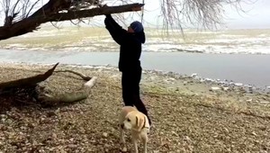 VIDEO: Robert Fico poprial Slovákom z brehu Dunaja