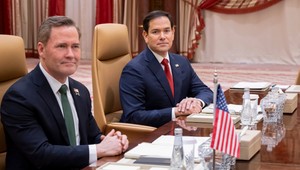 Trumpov poradca nechtiac pridal novinára do skupinového četu členov kabinetu