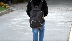 Záškoláctvo je trestné a rodičia môžu skončiť vo väzení. V Pezinku riešia až 18 detí