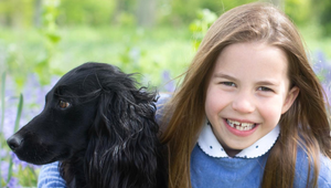 Princeznička oslavuje narodeniny a mama Kate opäť fotila! Ale TOTO si všimli snáď všetci!