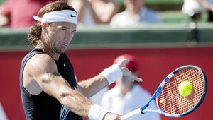 Vedľa lehátka pobehoval Federer a iní borci