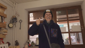 Predal dom, odišiel do vojny a varí pre druhých. Príbeh 77-ročného Fumiho dojme aj vás