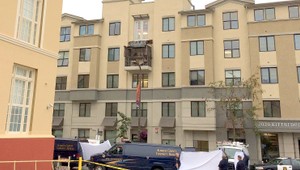 So študentmi sa zrútil balkón, päť z nich zomrelo