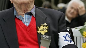 Do platnosti vstúpil kontroverzný zákon o holokauste