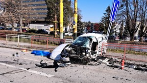 Vodič pred dvoma rokmi zrazil na priechode troch ľudí. Hrozí mu 10 rokov väzenia