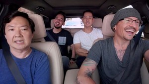 Skupina Linkin Park zverejnila silné video s Chesterom Benningtonom
