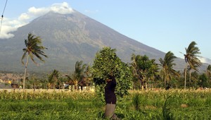 Výbuch sopky na Bali môže zapríčiniť fatálne zmeny v počasí